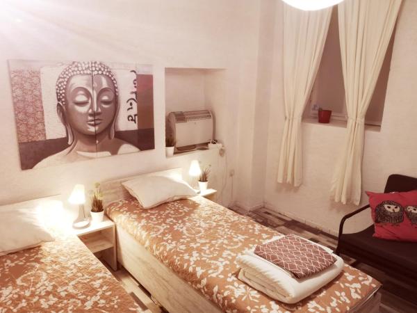 Na zdjęciu widoczny jest obiekt PIJAMA HOUSE - Bike & Bed położony w mieście Płowdiw.