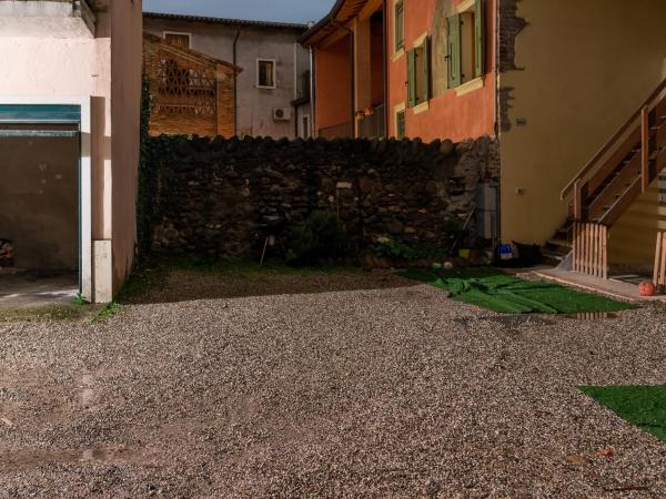 Kuva 6: Camera Rustica in Valpolicella con parcheggio