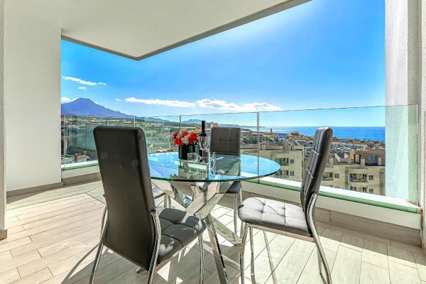 Kuvassa näkyy kohde OCEAN GARDEN APARTMENT WITH SEAVIEW., joka sijaitsee kaupungissa Adeje.