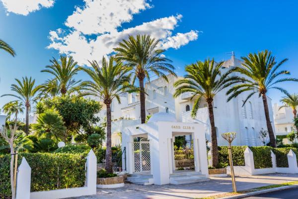 På billedet ses objektet Oasis Club II Triplex Apartment by Rock Rentals beliggende i byen Jávea.