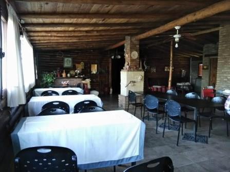 The photo shows the Posada la Cabaña located in the city of Villa Tulumba.