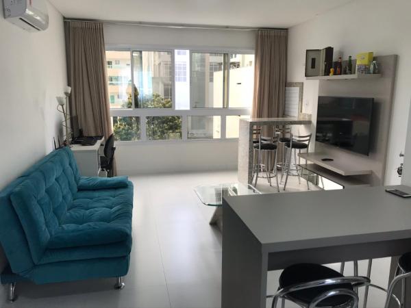 A la foto es mostra l'objecte Apartamento 2 dormitórios a 300 metros do mar na Meia Praia - Itapema-sc situat a la ciutat de Itapema.