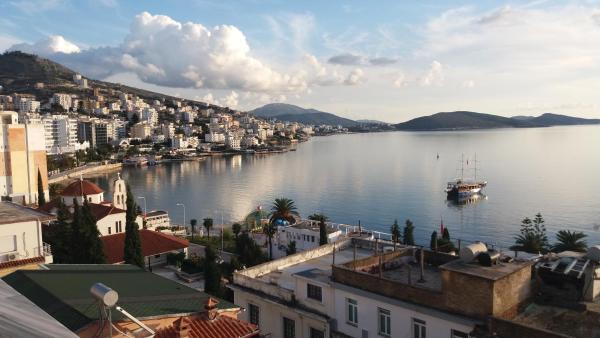 Seaview Apartment Detjoni - 사란더