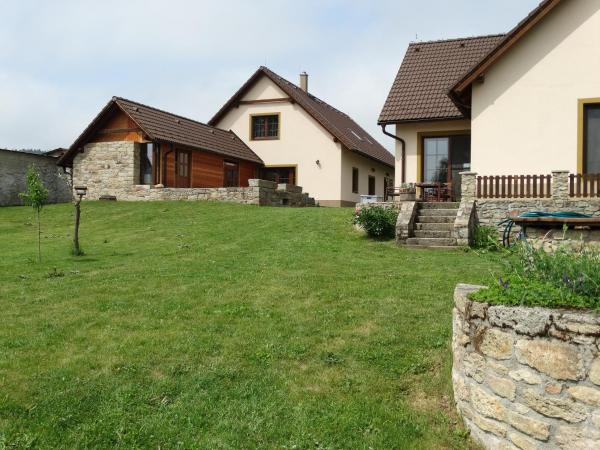 A la foto es mostra l'objecte Ubytování u kostela, SEDLO 12os situat a la ciutat de Číměř.