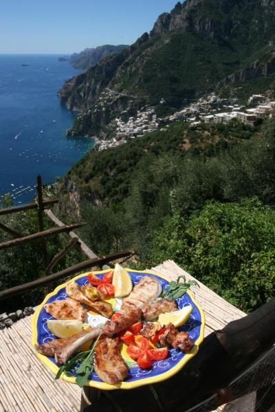 A la foto es mostra l'objecte Fattoria La Tagliata situat a la ciutat de Positano.