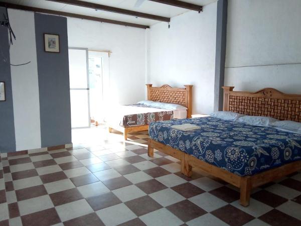 Na fotografii je vidět objekt Hotel Juarez nacházející se ve městě Cuernavaca.