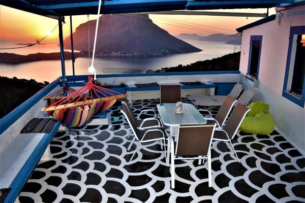 A la foto es mostra l'objecte Villa Marzi Kalymnos situat a la ciutat de Kàlimnos.