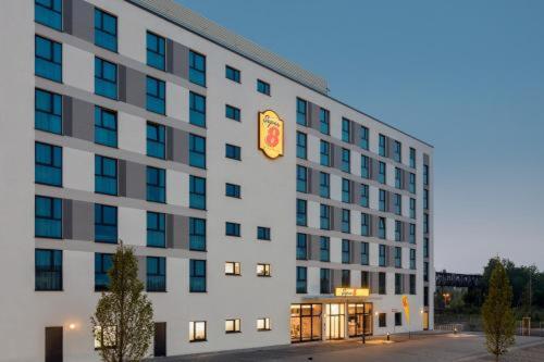 Foto 3: Super 8 by Wyndham Oberhausen am Centro
