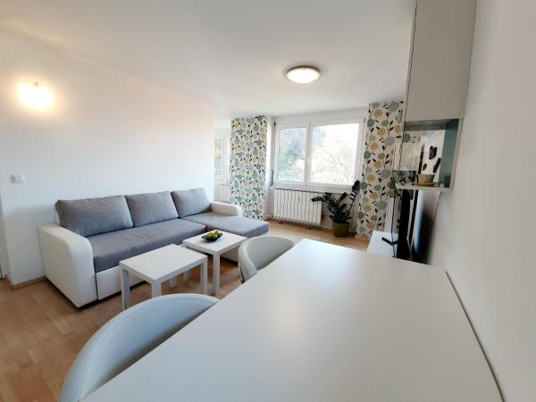 Bossa nova Castle&Outstanding home with garage, Liubliana