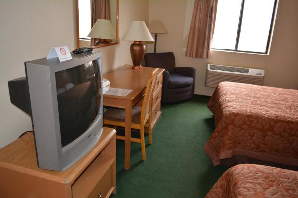 Foto 2: Super 8 by Wyndham Spokane/West