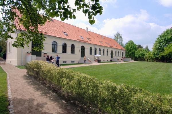 A la foto es mostra l'objecte Kavaliershaus Schloß Blücher am Finckenersee situat a la ciutat de Fincken.