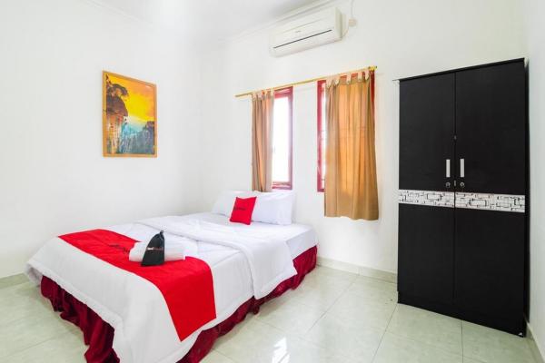Reddoorz Near Universitas Pamulang - ジャカルタ