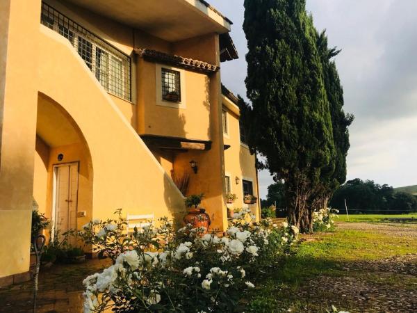 Στη φωτογραφία φαίνεται το αντικείμενο Borgo del Gelso που βρίσκεται στην πόλη Olgiata.