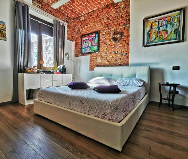 写真にはキヴァッソ市にあるRegis B&B Camere centro storicoが写っています。