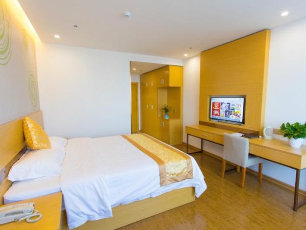 Auf dem Foto ist das Objekt GreenTree Inn Cixi Zhouxiang Town Jiayue Plaza Business Hotel in der Stadt Juechuan zu sehen.
