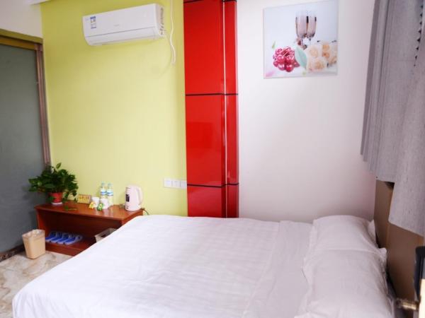 Na fotografii je vidět objekt Shell Jinan Zhangqiu District Diao Town Center Street Hotel nacházející se ve městě Zouping.