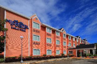 Microtel by Wyndham Eagle Ridge photo 3