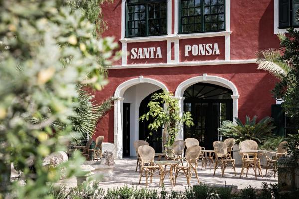 照片显示了位于Alaior市的Santa Ponsa - Fontenille Collection物件。