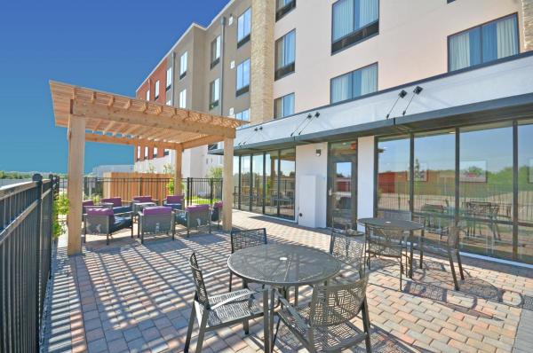Holiday Inn Express & Suites Oklahoma City Mid - Arpt Area By Ihg - Oklahoma