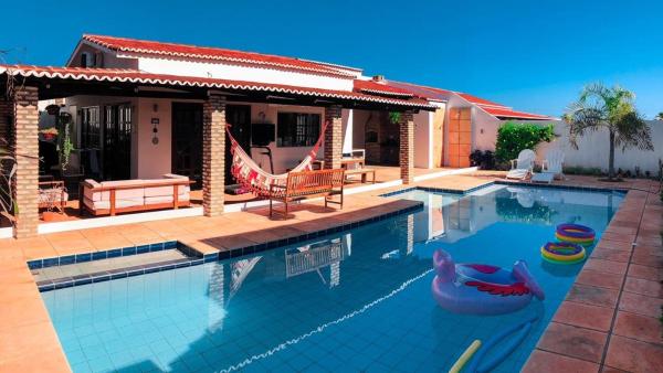 A la foto es mostra l'objecte Casa Piscina Branca situat a la ciutat de Touros.