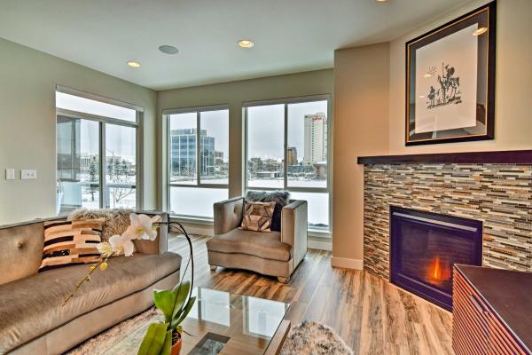 A la foto es mostra l'objecte Modern Anchorage Townhome - By Delaney Park Strip! situat a la ciutat de Anchorage.