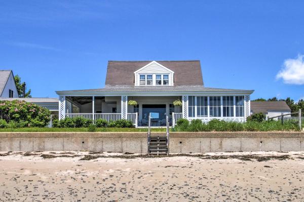 Auf dem Foto ist das Objekt Kennebunk Cottage with Private Beach and Ocean Views! in der Stadt Kennebunk zu sehen.