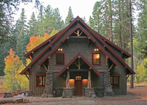 A la foto es mostra l'objecte Ashland Lodge with Lake Views and Game Room Loft situat a la ciutat de Lincoln.