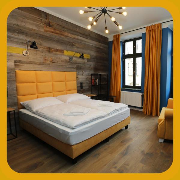 Na zdjęciu widoczny jest obiekt Apartamenty Szeroka 23 położony w mieście Toruń.