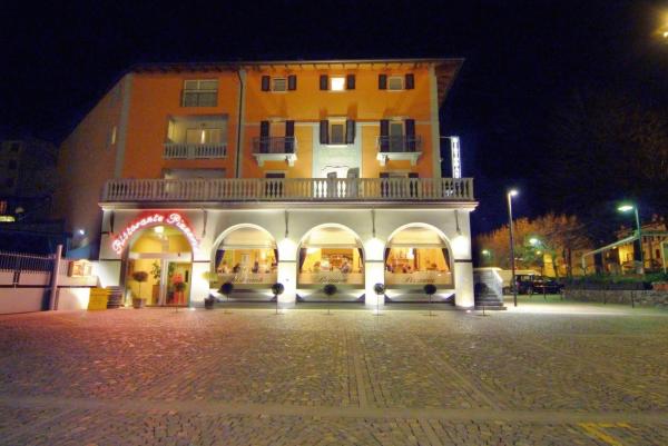 A la foto es mostra l'objecte Hotel Bernina situat a la ciutat de Tirano.