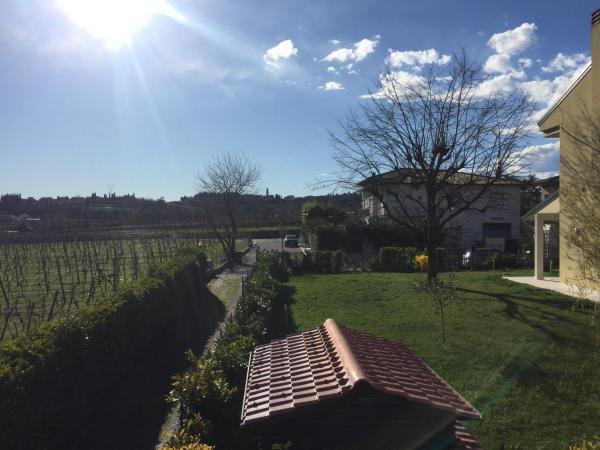 På billedet ses objektet Uno sguardo sulla Valpolicella beliggende i byen Pedemonte.