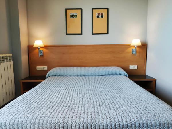 A la foto es mostra l'objecte Hotel Área de Calahorra situat a la ciutat de Autol.