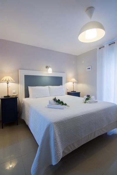 A la foto es mostra l'objecte Villa Elaia Suites & Apartments No.3 situat a la ciutat de Ieromónachos.