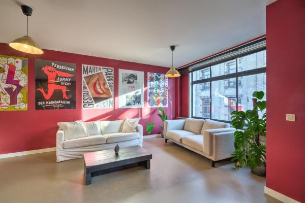 Apartment with Rooftop Terrace in the Heart of Antwerp, Anversa