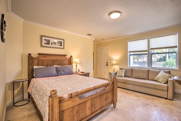 Billede 4: St Augustine Studio with Fire Pit - Walk to Beach!