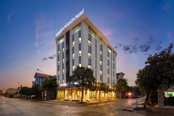 Golden Season Hotel - Nam Bình