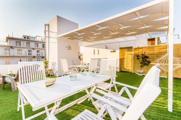 På billedet ses objektet Neoclassical apartment with 2 bedrooms in Piraeus beliggende i byen Piræus.