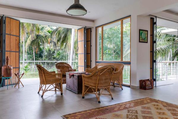The photo shows the Spacious 3BR Daveys Townhouse with Private Lawn Pet Friendly and Complimentary Breakfast located in the city of Nāganahalli.