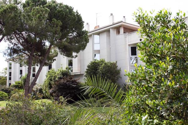 A la foto es mostra l'objecte Hotel Punt 14 situat a la ciutat de Gavà.