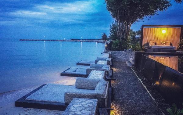 A la foto es mostra l'objecte Cher Resort situat a la ciutat de Cha-am.