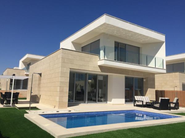 A la foto es mostra l'objecte 3018 Vistabella- Malibu situat a la ciutat de Jacarilla.