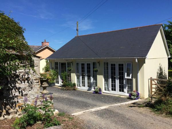 På billedet ses objektet The Coach House beliggende i byen Bodmin.