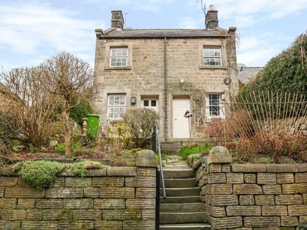 A la foto es mostra l'objecte Ash Cottage situat a la ciutat de Bakewell.