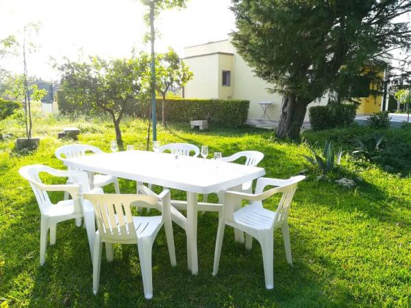 Na fotografii je vidět objekt Incantevole Villa Maddalena a Otranto, Salento 8-10 posti nacházející se ve městě Alimini.