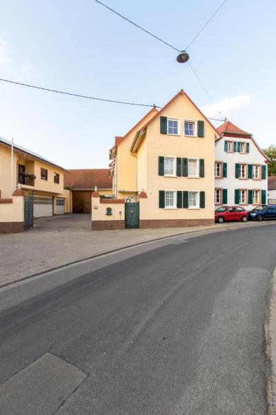 Weingut Und Gästehaus Henrici - Rheinland-Pfalz