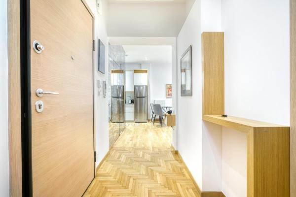 Foto 3: Stylish, Sunny New 2 Bedroom, Prime Central Athens