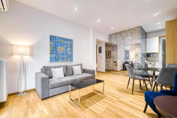 Foto 7: Stylish, Sunny New 2 Bedroom, Prime Central Athens