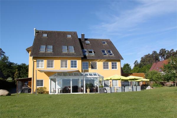 A la foto es mostra l'objecte Hotel am Müritz-Nationalpark situat a la ciutat de Waren.