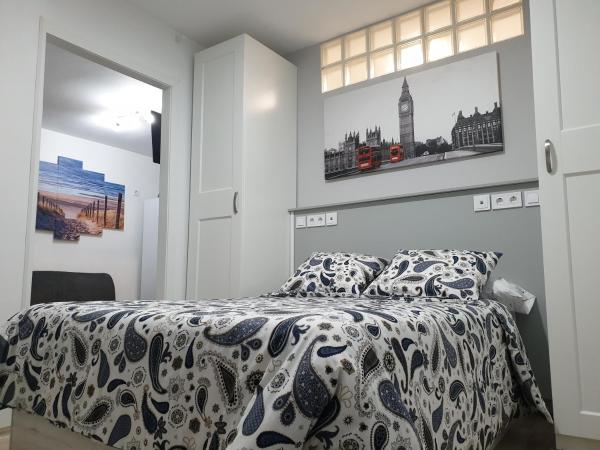 A la foto es mostra l'objecte Spacious Apartment Madrid - Metro Barrio del Pilar situat a la ciutat de Madrid.