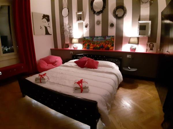 Na foto é possível ver o objeto Doria House 23 localizado na cidade de Genova.