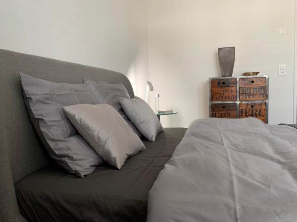 Bilde 9: Central & Elegant Room in Biel